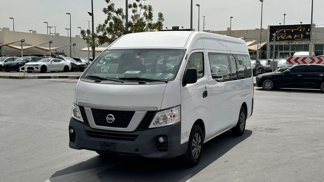 Nissan Urvan STD Microbus 13-Seater Manual (5-Door)