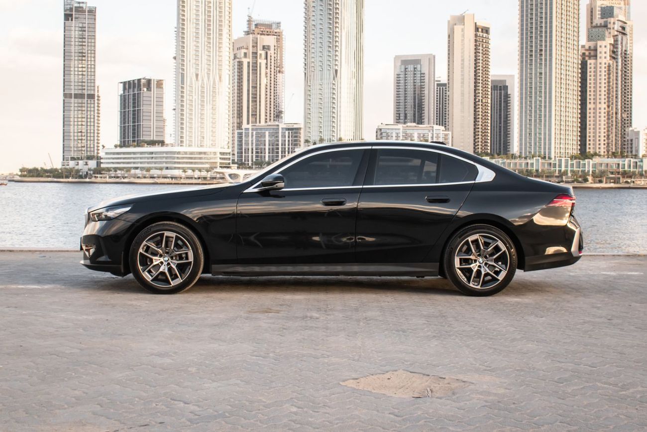 بي أم دبليو 520i 