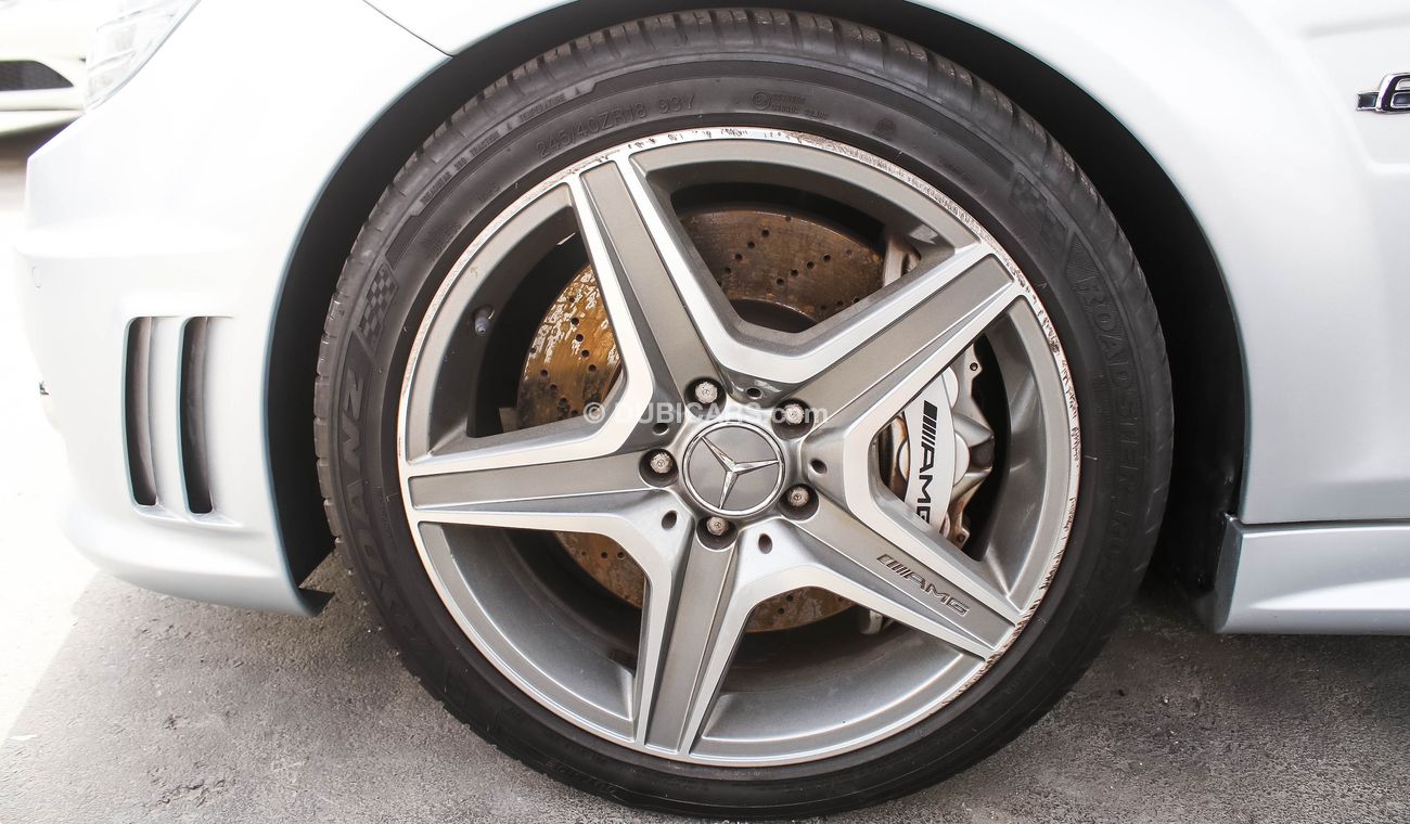 Mercedes-Benz C 63 AMG