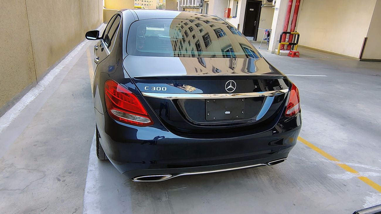 Mercedes-Benz C 300 Standard
