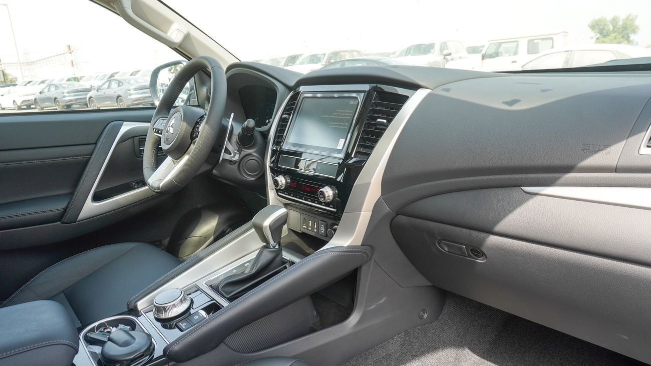 ميتسوبيشي مونتيرو سبورت 3.0L