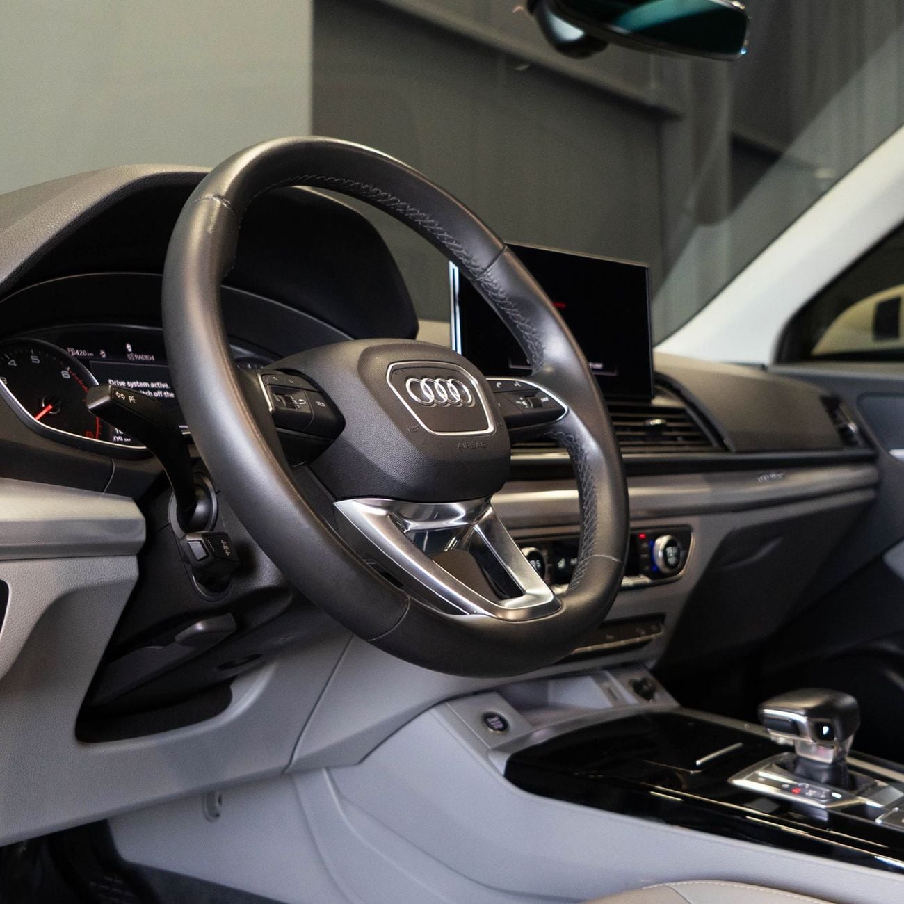 Audi Q5 AED 2,490 P.M • 0% Downpayment • Audi Q5 Coupe 45TFSI S Line • 1 Year Warranty