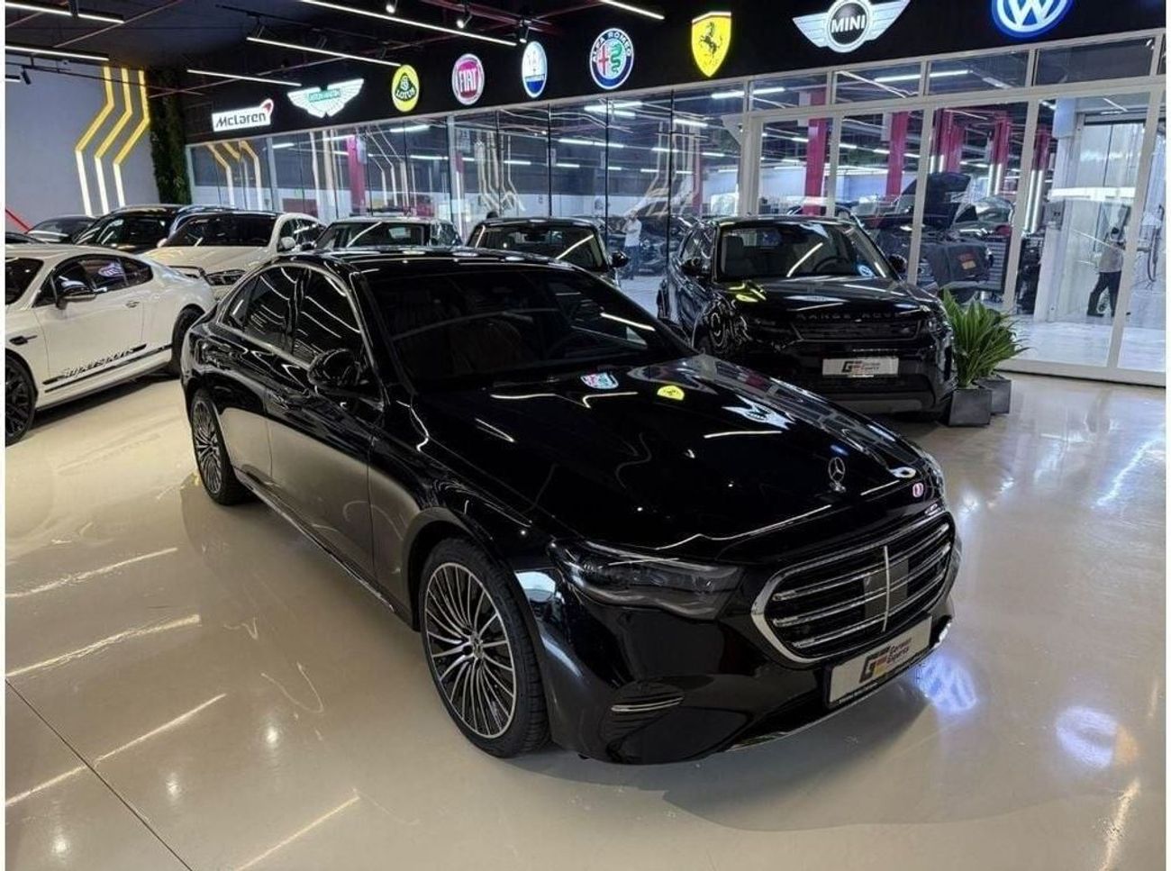 Mercedes-Benz E200 2025 MERCEDES BENZ E200 AMG LINE - Dealer Warranty 2 years could be extend