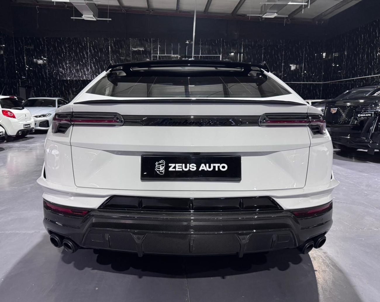 لامبورغيني اوروس 4.0T V8 Performante