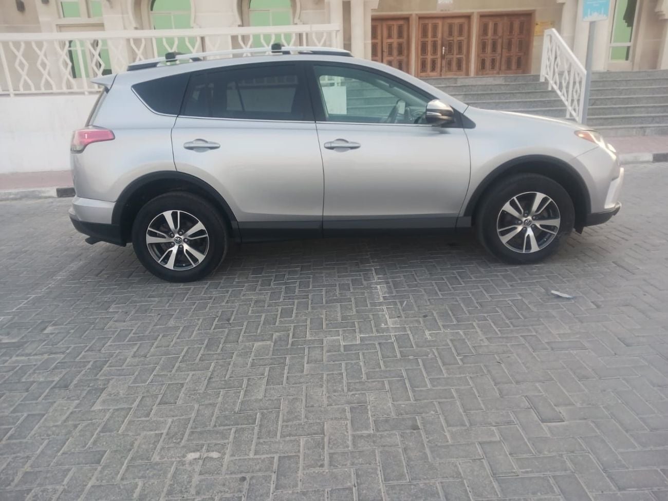 Toyota RAV4 2016