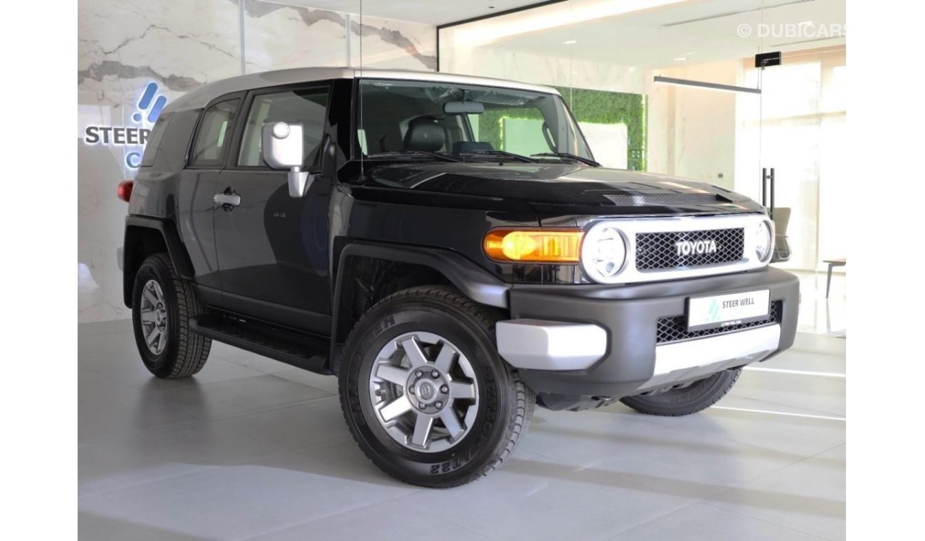 تويوتا إف جي كروزر GXR FJ CRUISER 4.0L | FULL OPTION | 6 CYL - 4 WHEEL DRIVE | GCC SPECS