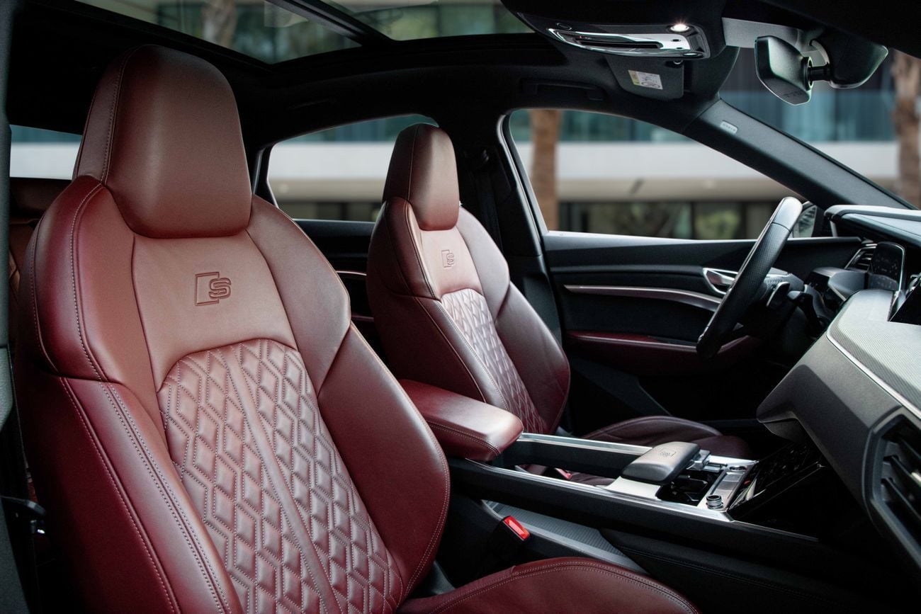 Audi etron E-Tron S Sportback 500 BHP | 3,330 P.M | 0% Downpayment | E-TRON S 500 HP | AGENCY WARRANTY | Ramada