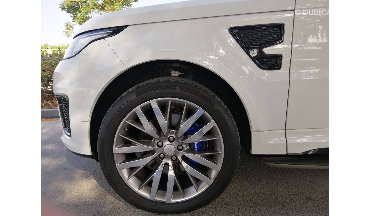 Land Rover Range Rover Sport SVR