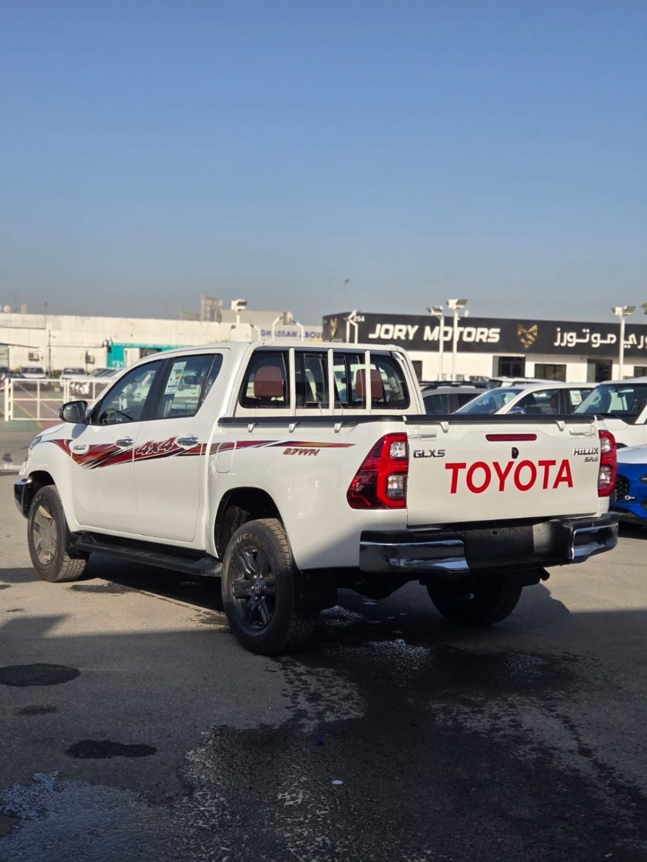 Toyota Hilux GLX 2.7L PETROL M/T DOUBLE CABIN FULL OPTION PICKUP WITHOUT PUSH START