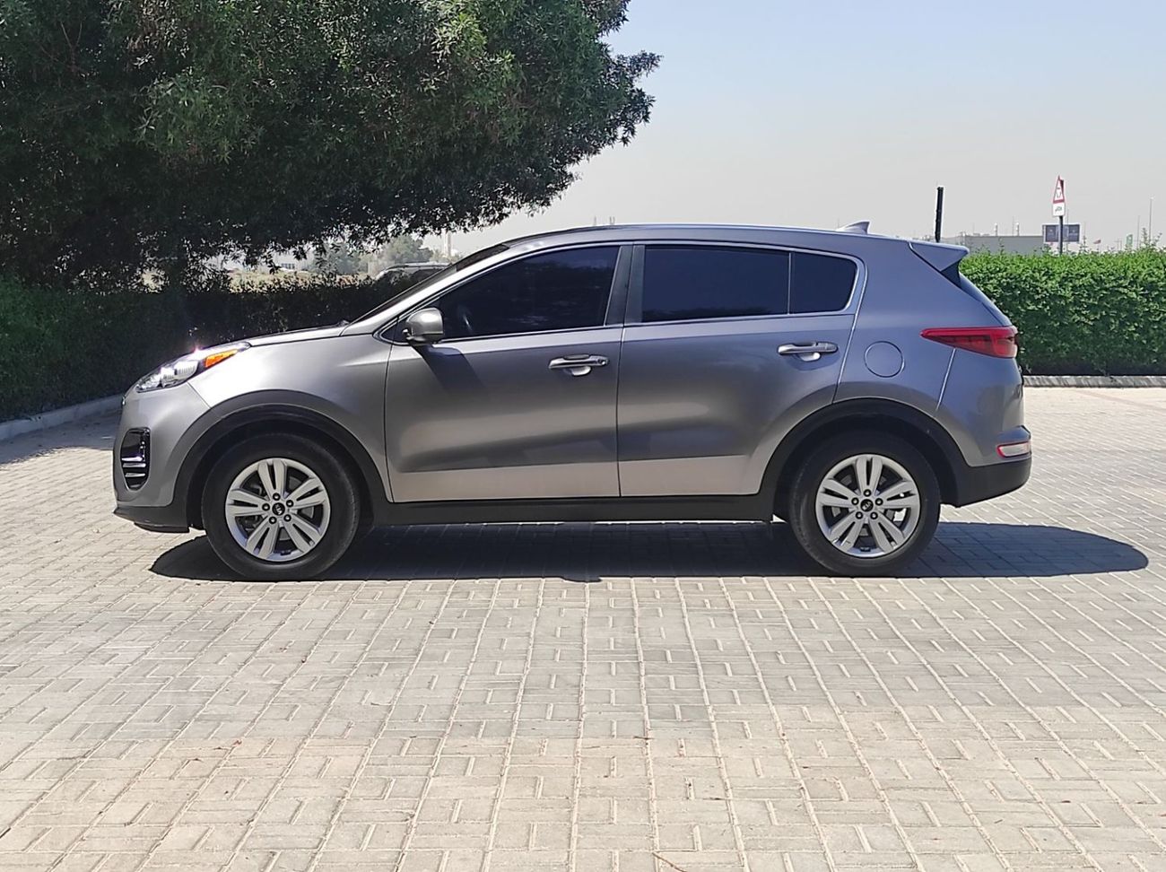 Kia Sportage EX 2.0L (165 HP) AWD Kia Sportage 2018 usa V4 2.0 AWD full automatic