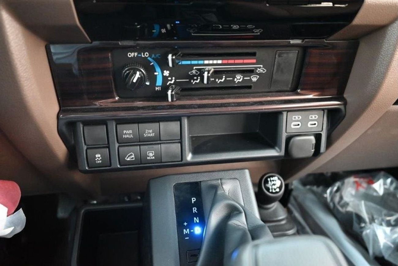 Toyota Land Cruiser 70 2025 TOYOTA LAND CRUISER 76 HARDTOP SDLX V6 4.0L PETROL 4WD 5-SEATER AT