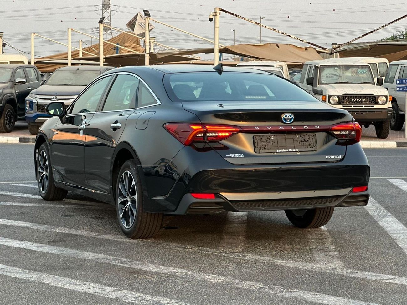 تويوتا افالون TOYOTA AVALON XLE 2.5L HYBRID 2024
