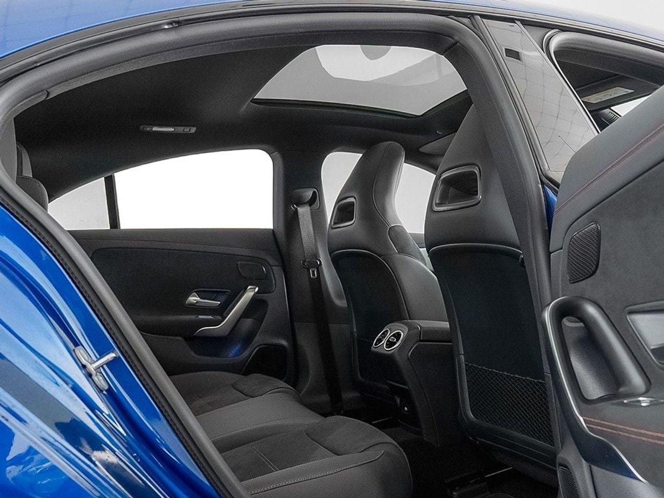 مرسيدس بنز CLA 200 PREMIUM PLUS 2026 Mercedes Benz CLA200 / Brand New / 5 Year Mercedes Warranty
