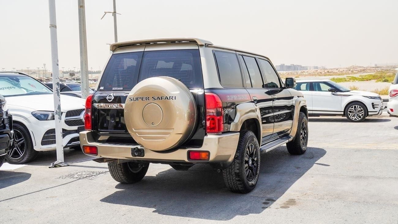 نيسان باترول سوبر سفاري Manual Transmission