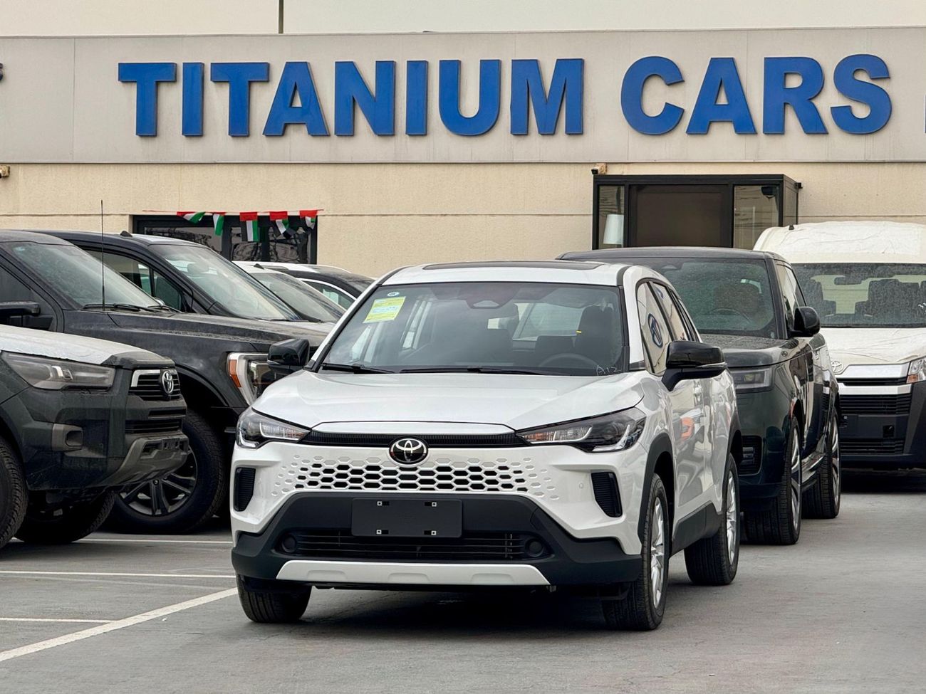 Toyota Corolla Cross Facelift 2.0L HEV FWD 2025 Export Price @ 72,500 AED