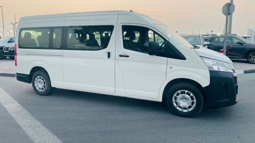 تويوتا هاياس HIACE 2.8 AUTOMATIC DIESEL