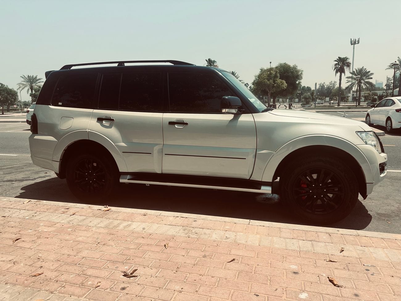 ميتسوبيشي باجيرو GLS HIGHLINE TOP