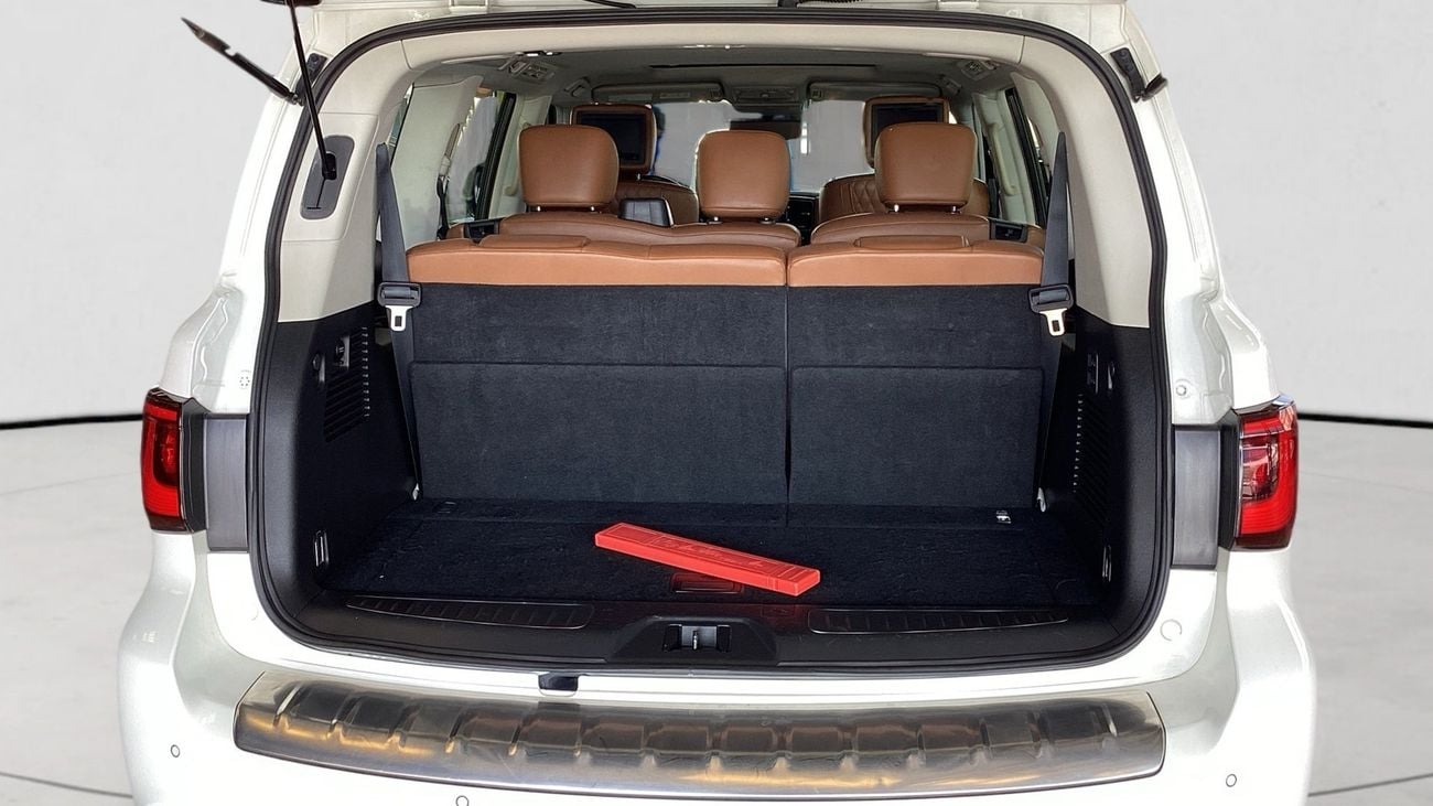 Infiniti QX80 5.6 8STR 4WD AUTO LUXE PROACTVE TOW | Guaranteed Warranty | 0 Down Payment