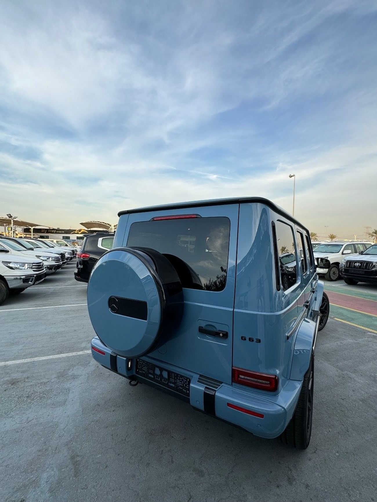 Mercedes-Benz G 63 AMG Mercedes Benz G63 AMG 4.0 V8 Engine China blue Interior Red 2023