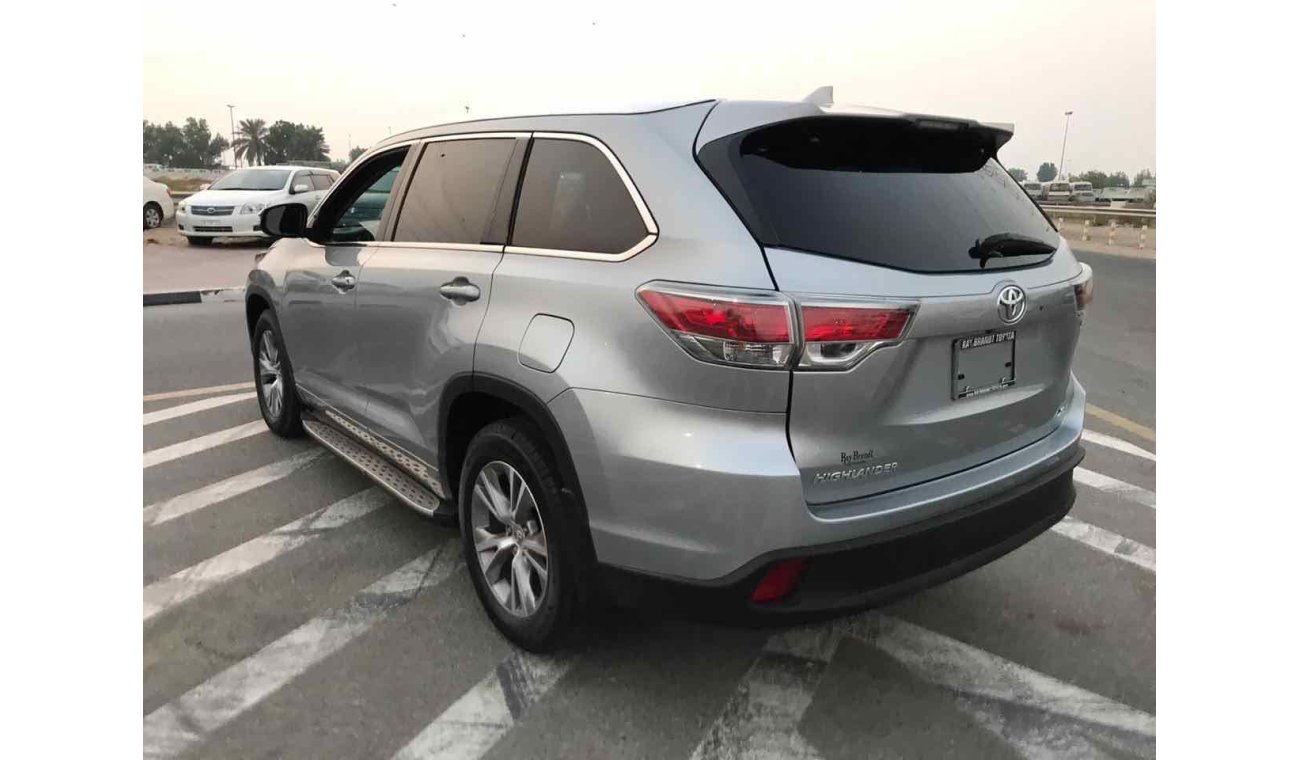 Toyota Highlander FULL OPTIONS WITH LEATHER SEAT, PUSH START AND SUNROOF