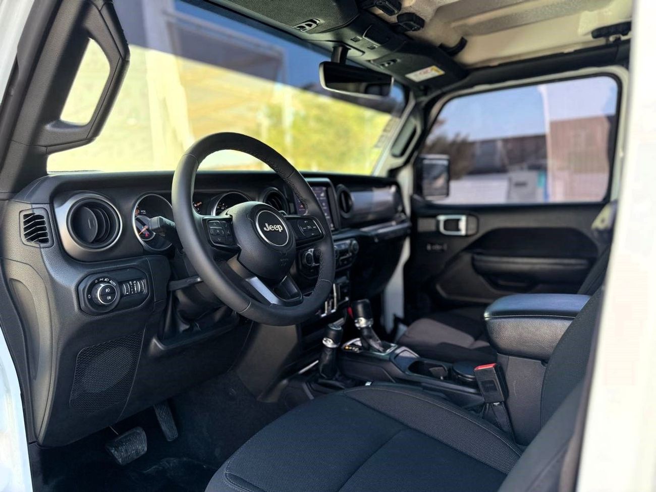 Jeep Wrangler Unlimited Sport 3.6L A/T