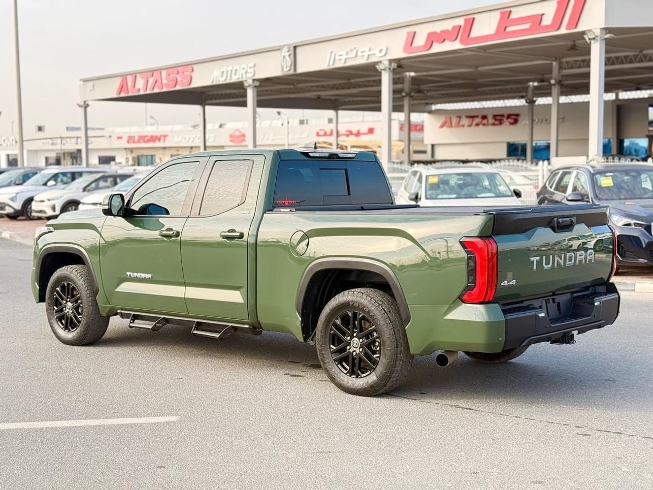 Toyota Tundra SR (NON GCC) SR5 Premium 360 camera full option 2022