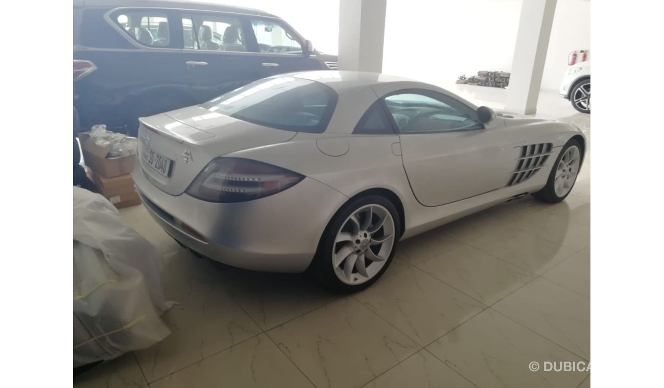 Mercedes-Benz SLR