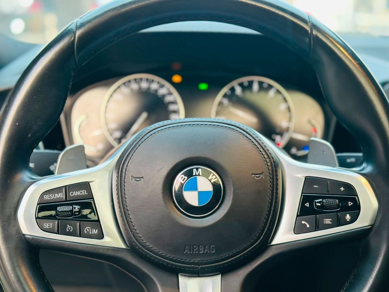 بي أم دبليو 330i M SPORT PREMIUM