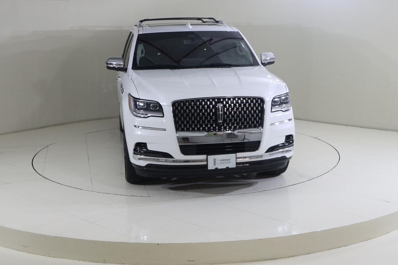 Lincoln Navigator Presidential 3.5L N1924 NAVIGATOR PRESIDENTIAL / FREE INSURANCE & REGISTRATION / AL QOUZ SHOWROOM