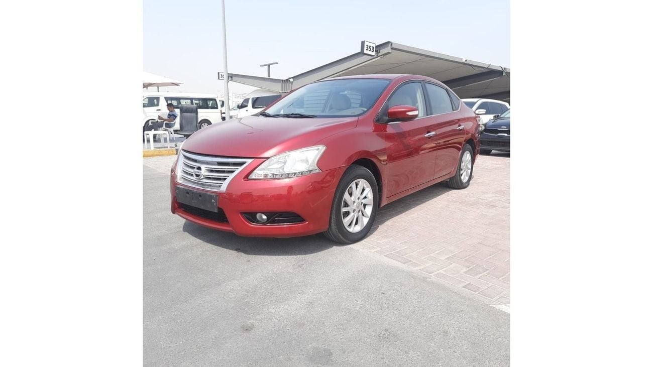 Nissan Sentra SV Nissan Sentra 2013 gcc 1.8 SL full options  IN very excellent condition  clean car  full gloss  n