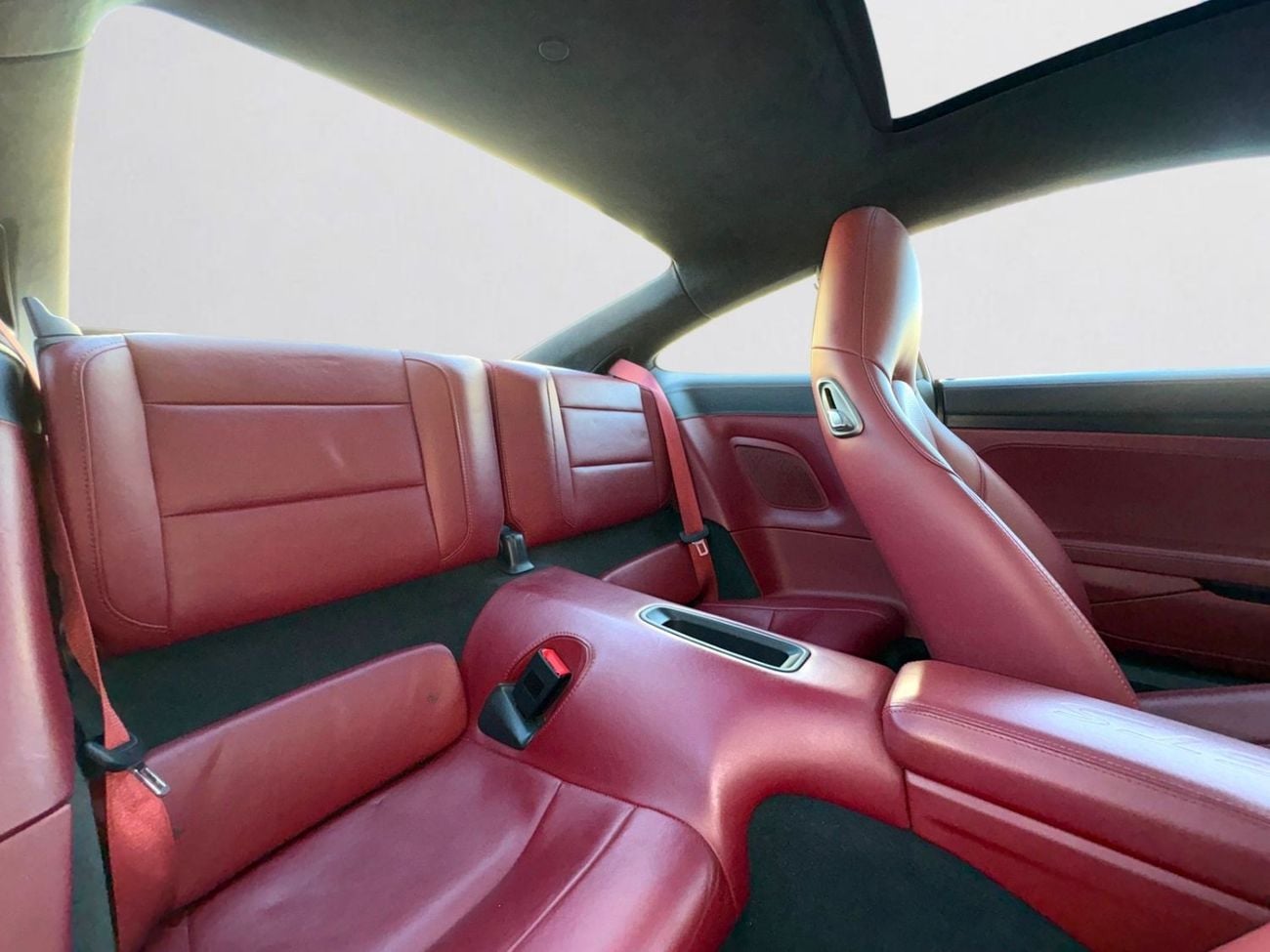 Porsche 911 AED 14,330 P.M | 0% DOWN PAYMENT | PORSCHE 911 CARRERA GTS (991.2) | 3.0L TWIN-TURBO – 450 HP | 2019