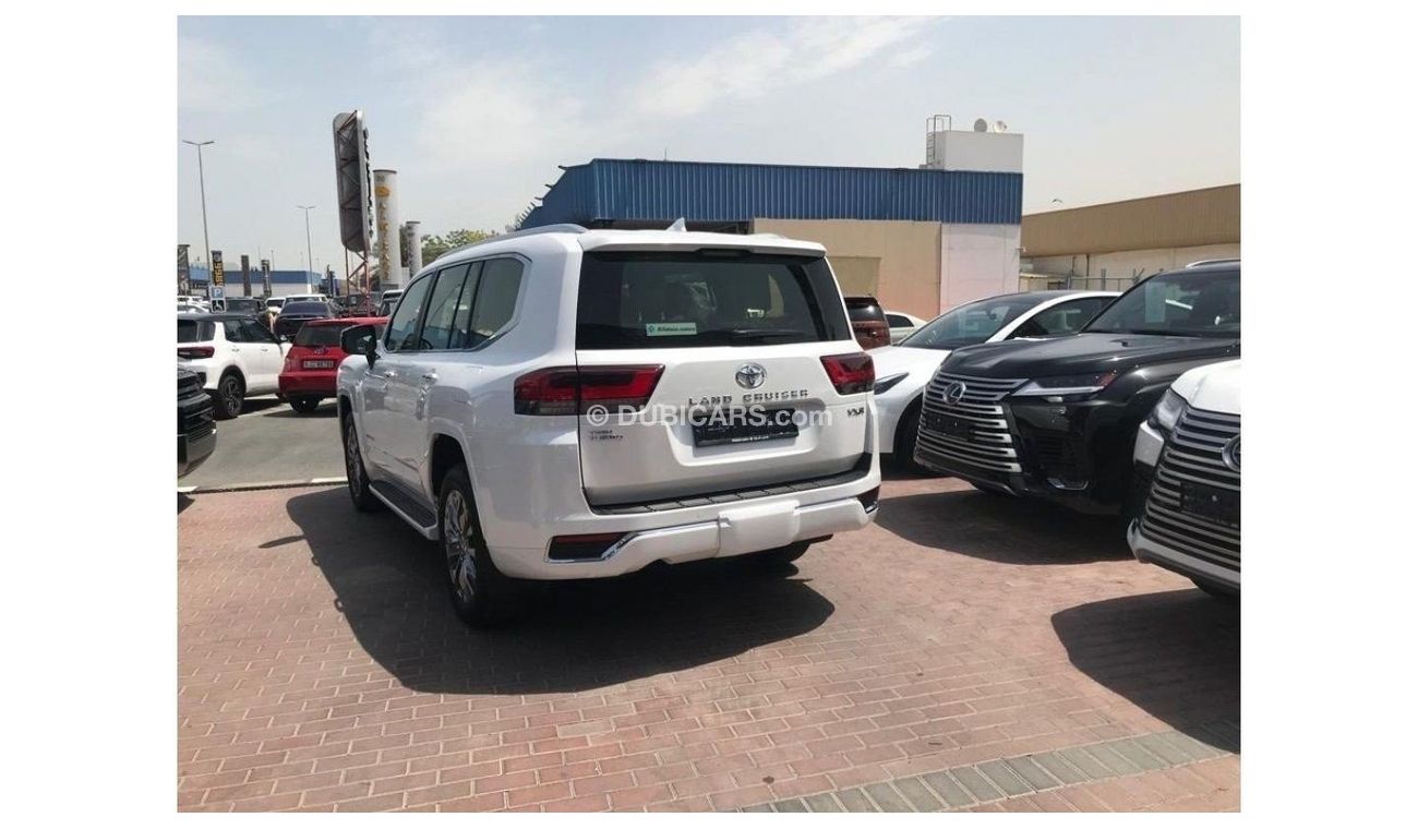 Toyota Land Cruiser LANDCRUISER V TWEN TURBO VXR 3.5 MODEL 2023 Al-Futtaim 4 Years Warranty