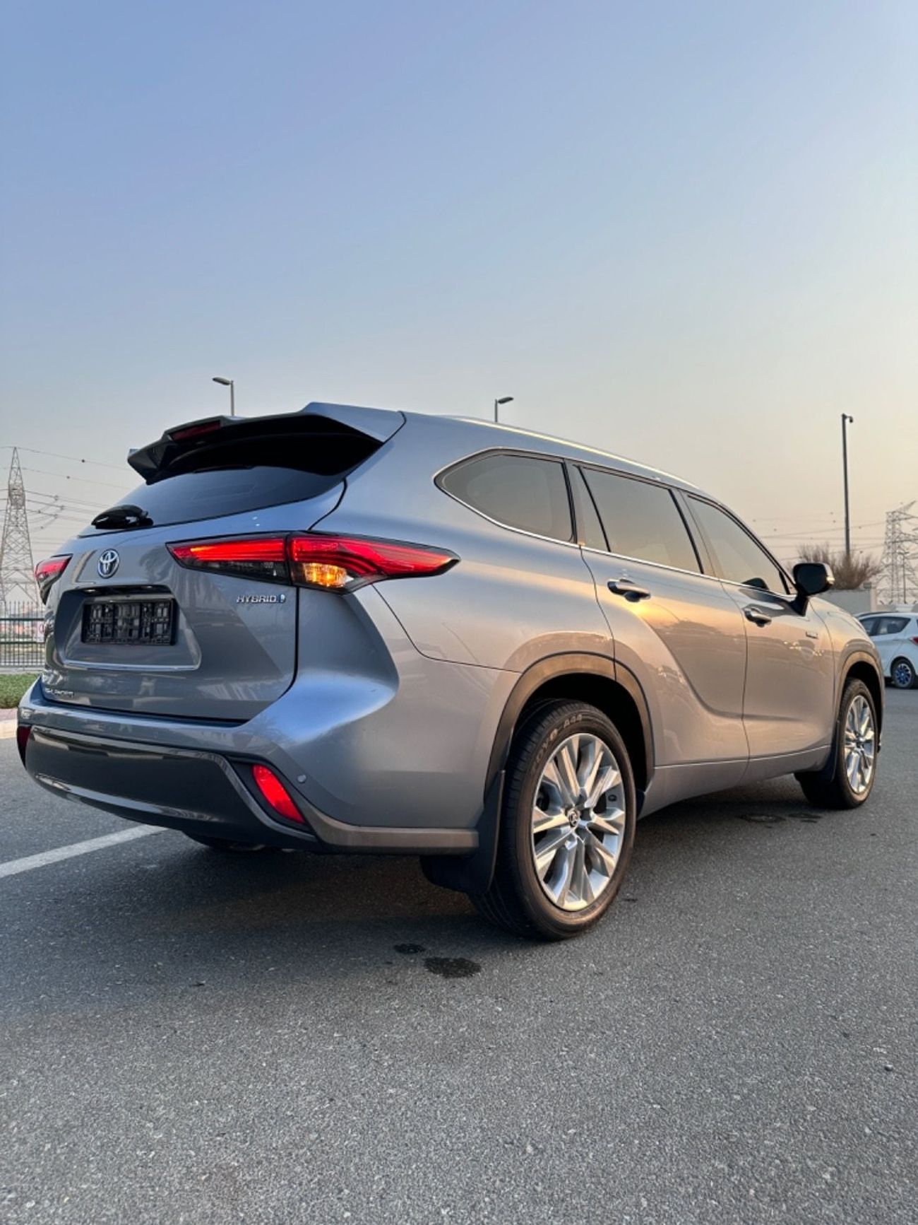 Toyota Highlander LTD HEV 2022 Highlander Limited hybrid 4x4