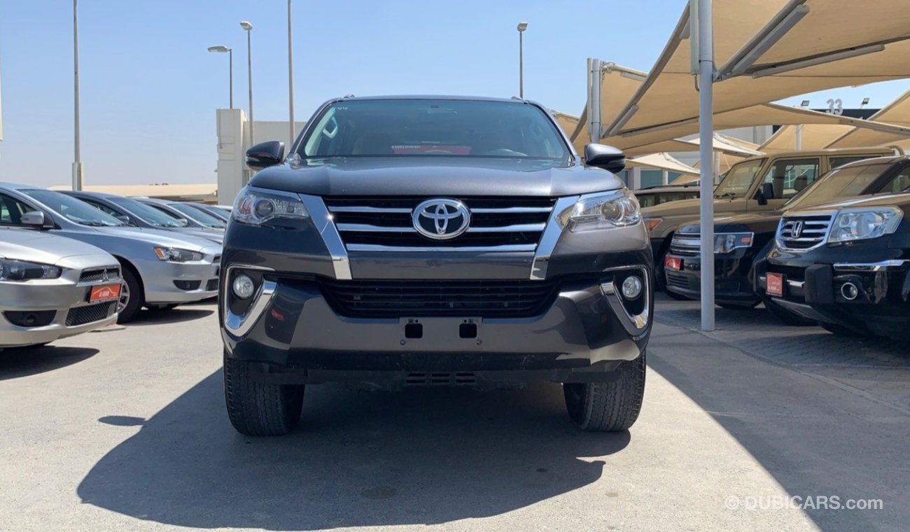 Toyota Fortuner 2019 V4 4x4 Ref#144