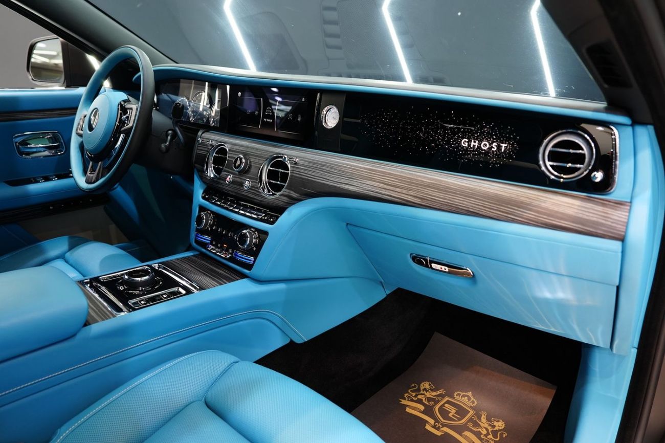 Rolls Royce Ghost Standard VIP Rear Seats w/ Entertainment Screens, Bespoke Audio, Very Low KM, Dealer Warranty!!