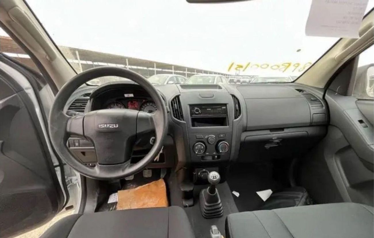 إيسوزو D ماكس دي ماكس 2500 سي سي 4 سلندر كابينة واحدة يدوي 4x4 136 حصان  ABS