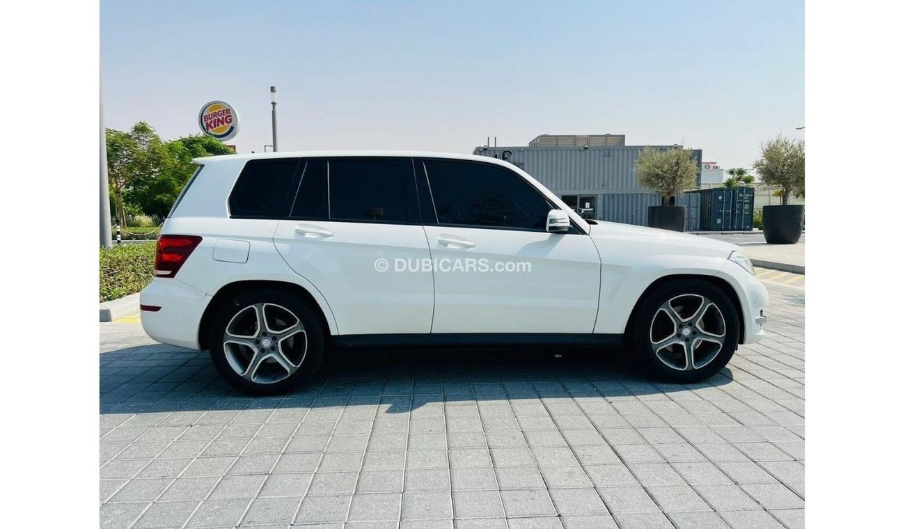 Mercedes-Benz GLK 250 Std 960 P.M MERCEDES GLK 250 2.0L ll GCC ll WELL MAINTAINED