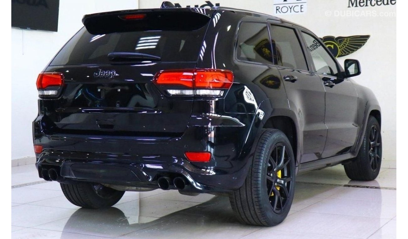 Jeep Grand Cherokee Trackhawk Super clean 707hp with No Accidents