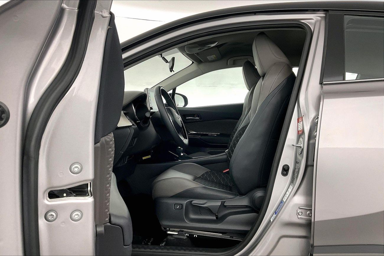 تويوتا CHR VX | شامل الضمان | 0 ﺪﻔﻋﺓ ﺃﻮﻟﻯ