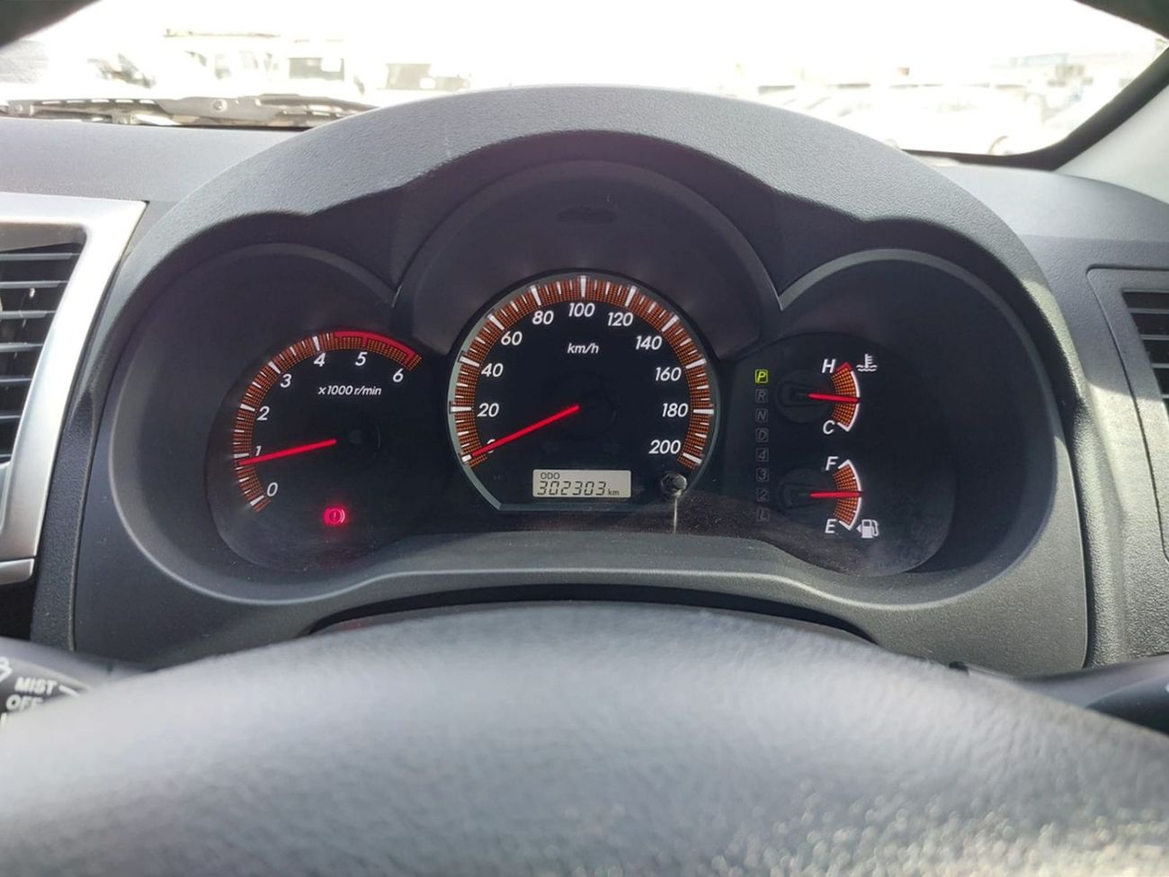 تويوتا هيلوكس TOYOTA HILUX PICKUP RHD 2014 MODEL 3.0 L DIESEL AUTOMATIC(PM35606)