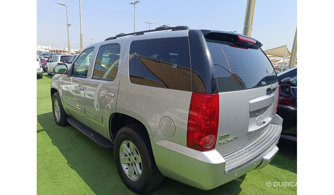 جي أم سي يوكون car in excellent condition with no accidents