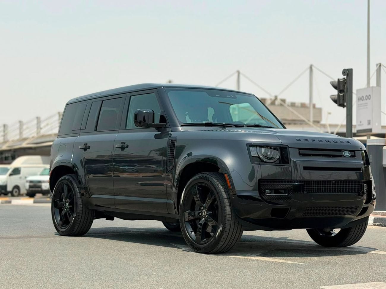 Land Rover Defender P500 X-DYNAMIC SE