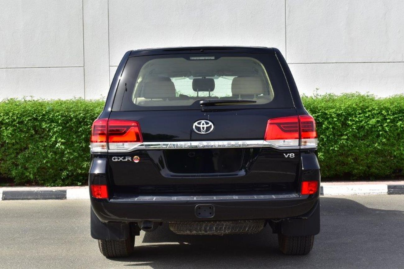 Toyota Land Cruiser 200 GXR V8 4.5L Diesel Automatic