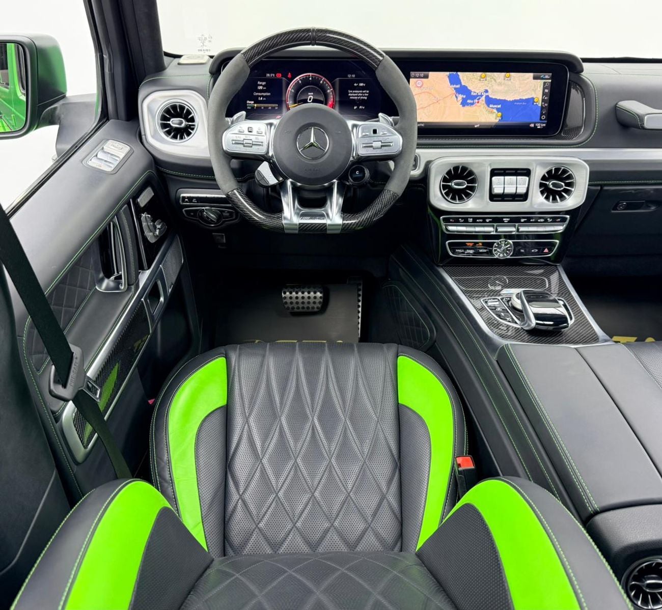 مرسيدس بنز G 63 AMG 4X4² 2022 Mercedes Benz G63 4x4², 2028 MB Warranty, 2026 MB Service Pack, Very Low Km, GCC