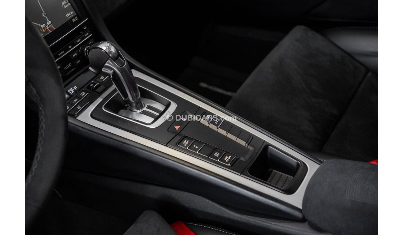 Porsche 911 3.8L Flat 6 3.8