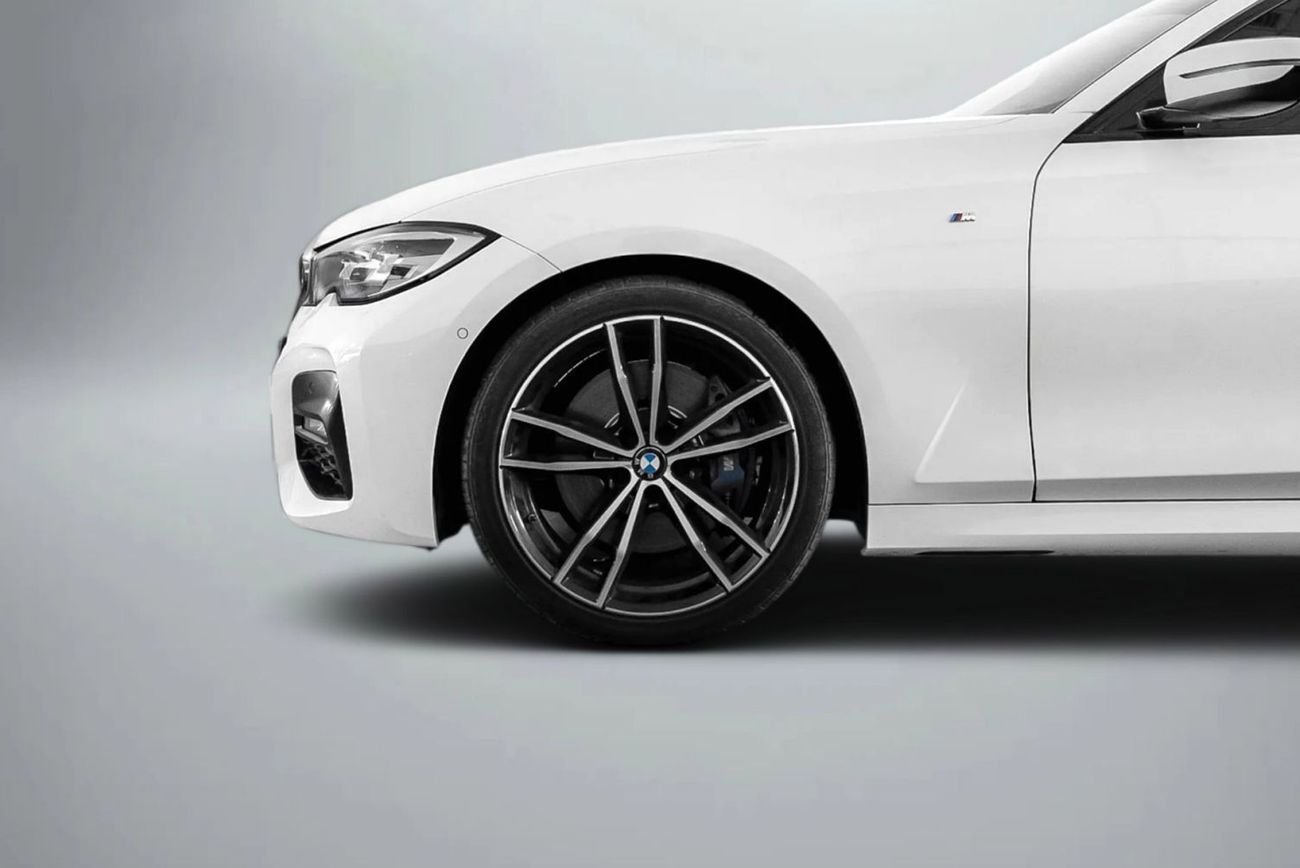 بي أم دبليو 330i M Sport 2.0L (255 HP)