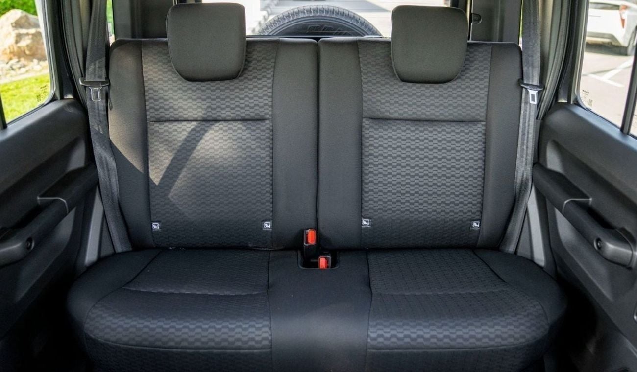 سوزوكي جيمني 1.5L GLX (A/T)