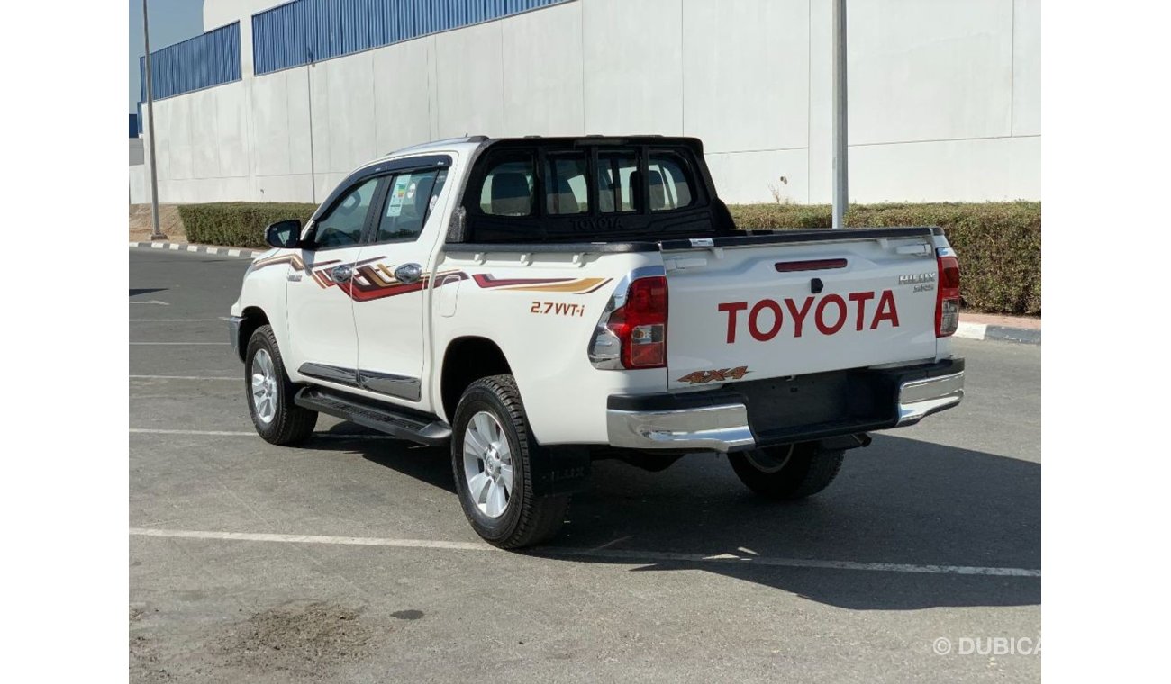 Toyota Hilux Pick Up SR5 4x4 2.7L Gasoline with Chrome Package
