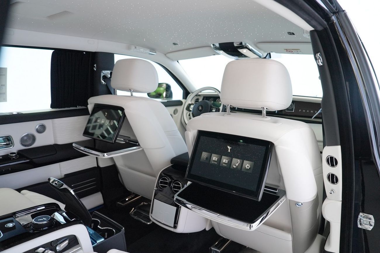 Rolls-Royce Phantom EWB 6.8L