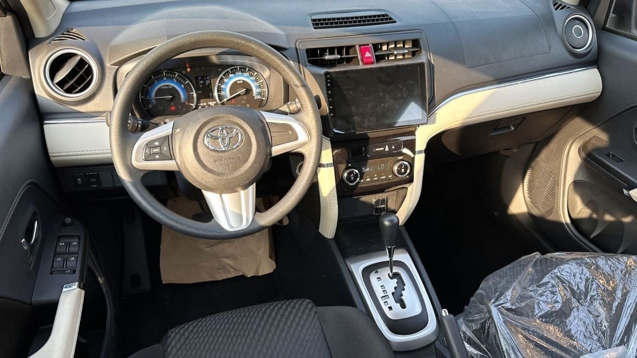 Toyota Rush GL 1.5L Toyota RUSH 1.5L 7seat A C AIRBAG ABS AT